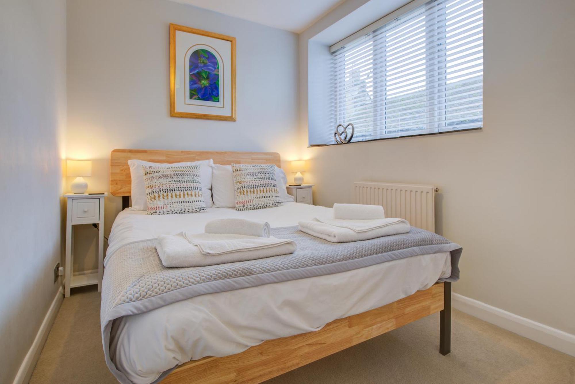 Stylish Townhouse, Work Desk, Fast Wi-Fi, Sleeps 6 Stamford Esterno foto